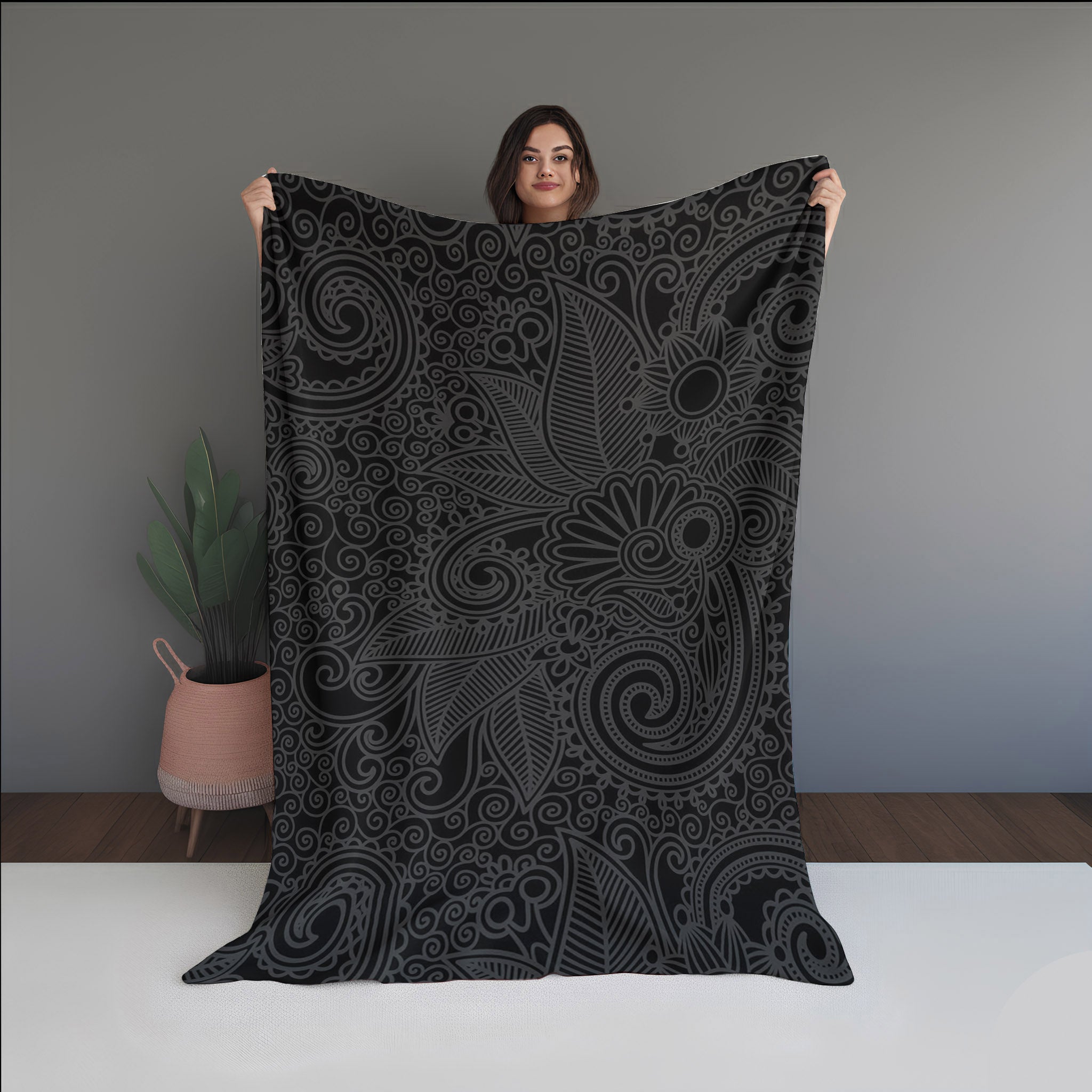 Flower Line Dark Outline Blanket